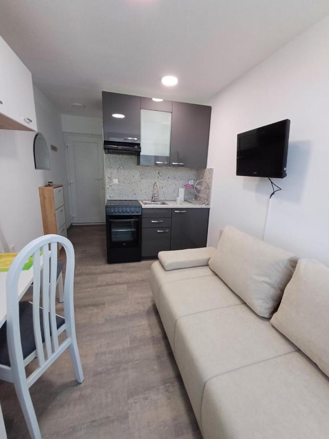 Apartma Nadja 马里博尔 外观 照片